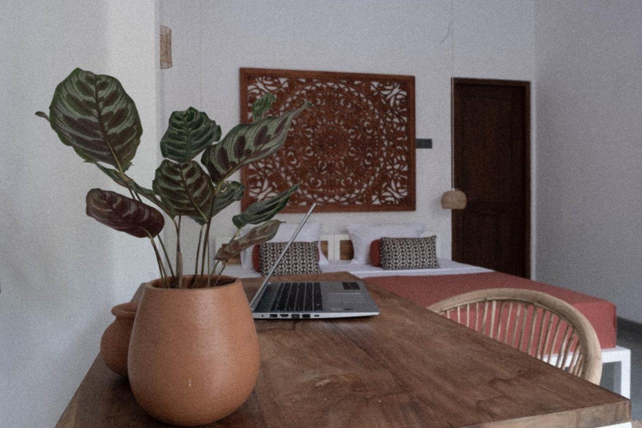 Hotel Clics Coliving & Coworking Dikwella Esterno foto